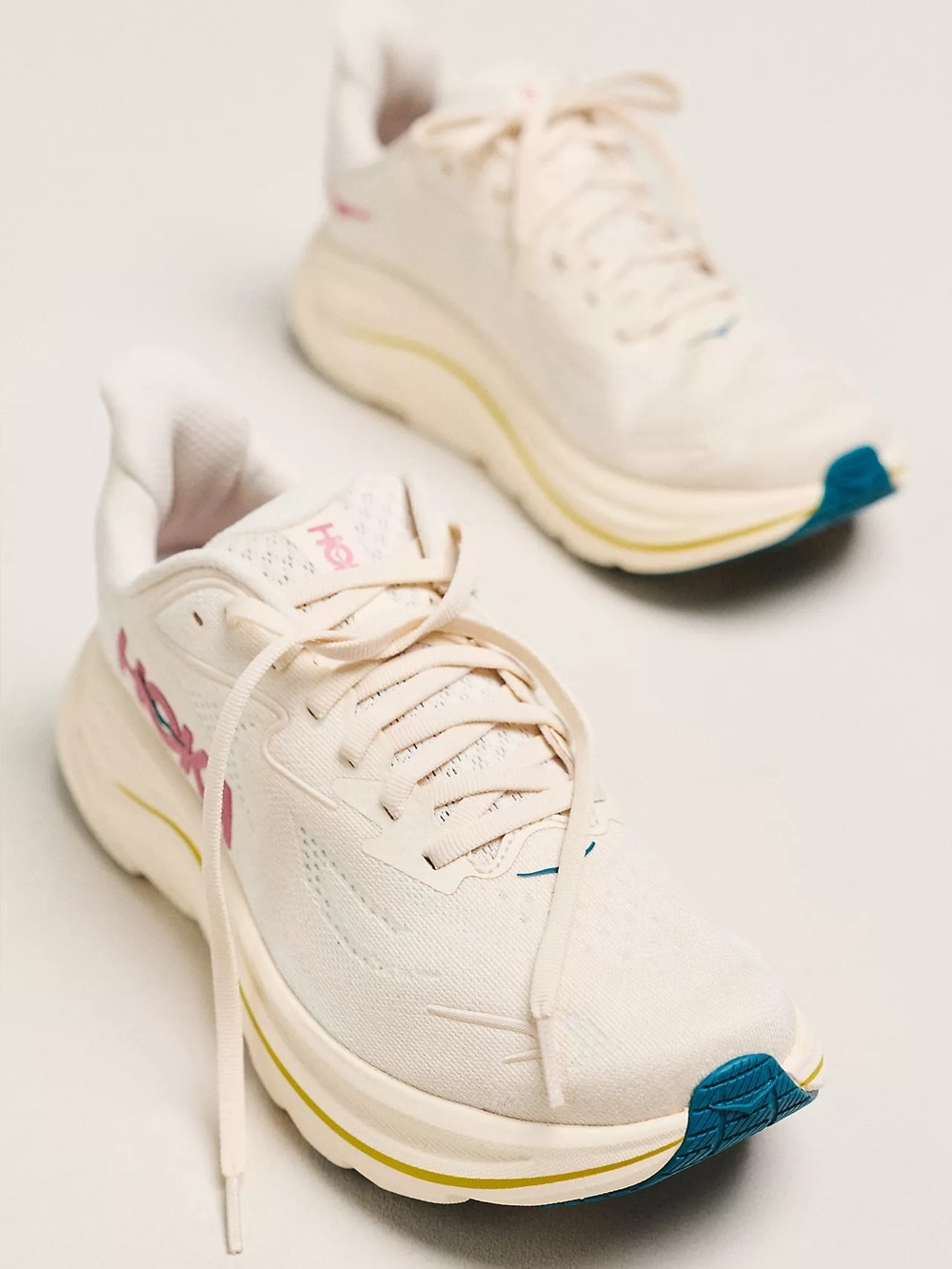NIB Anthropologie HOKA Clifton 10 Sneakers in Birch/Alabaster Size Women’s 7